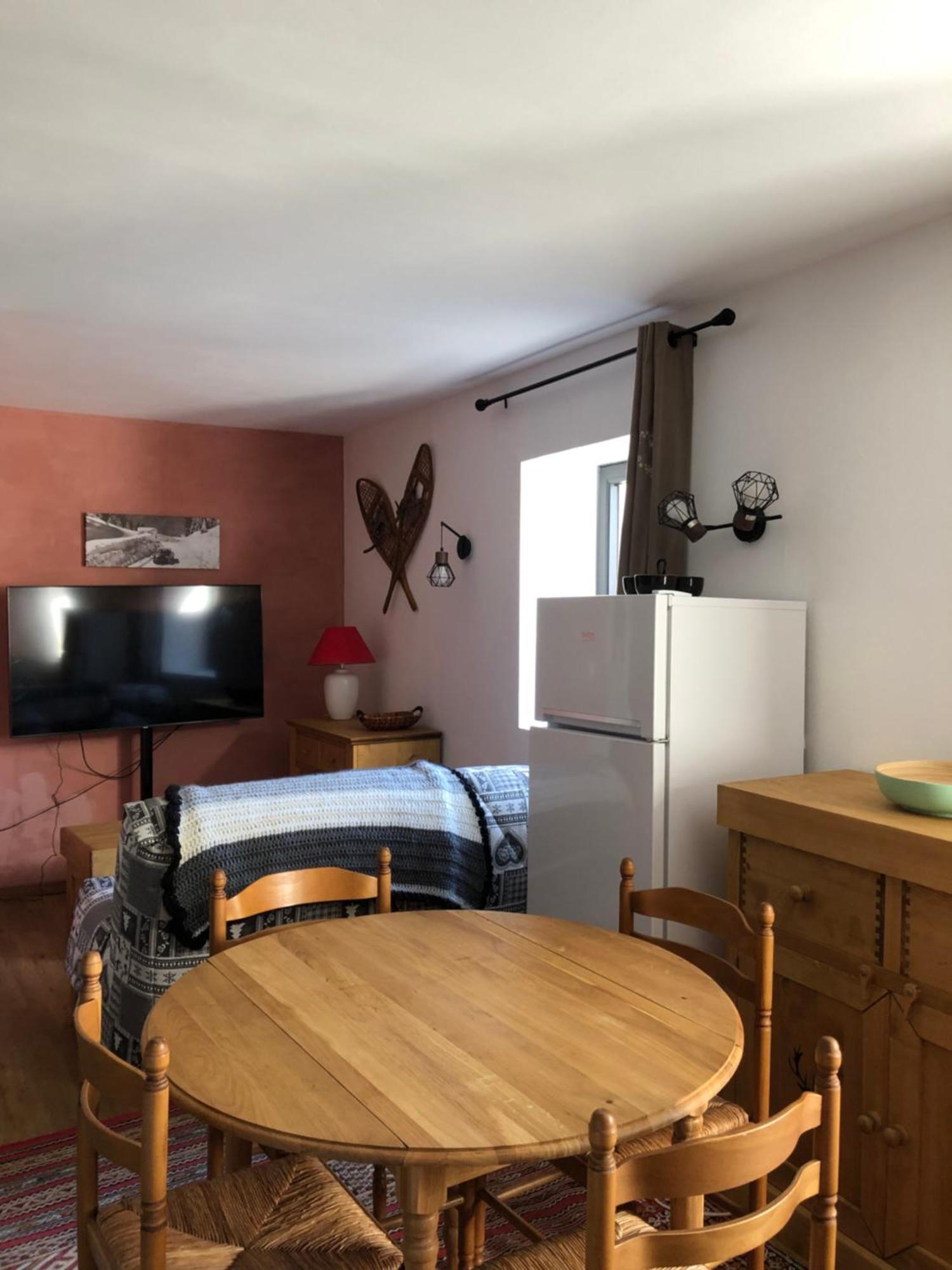 Location Studio De 2 - 4 Personnes Hautecour  Eksteriør bilde